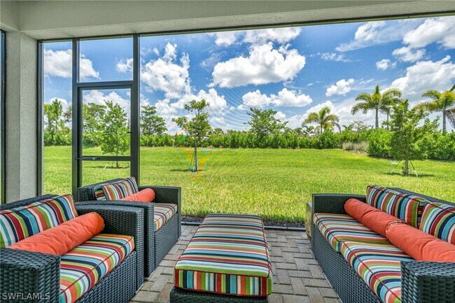 Foto del edificio - 12445 Dahlia Ct
