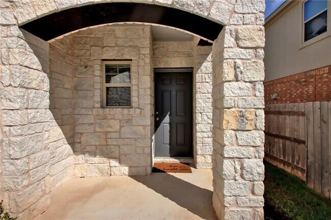 Foto del edificio - 1031 Chad Lp