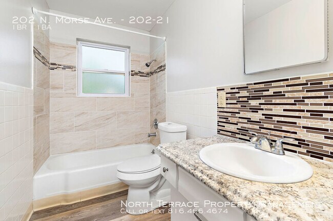 Building Photo - Affordable 1 Bedroom Close to Liberty Square