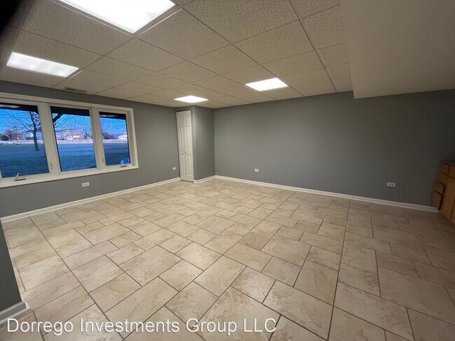 Building Photo - 4 br, 3.5 bath House - 107 Iliad Dr.