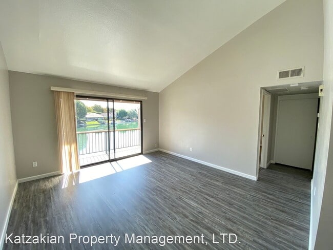 Foto del edificio - 3702 W Benjamin Holt Dr