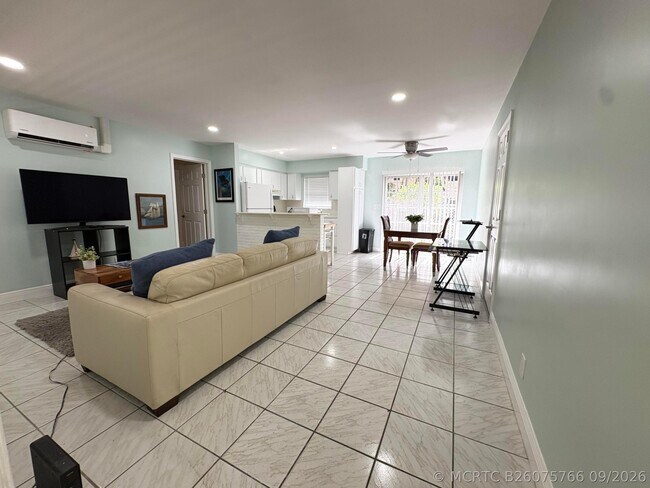 Foto del edificio - 720 SE 15th St