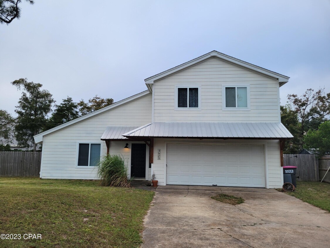 3620 Courtney Dr, Panama City Beach, FL 32408 House Rental in Panama