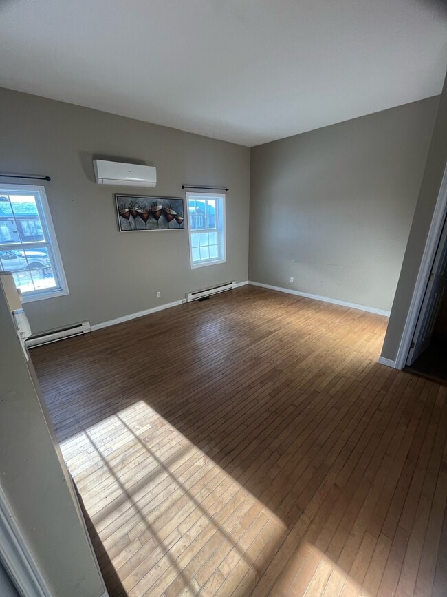 Photo du bâtiment - 185 Rue Orleans