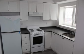 Building Photo - 625 Borthwick Ave