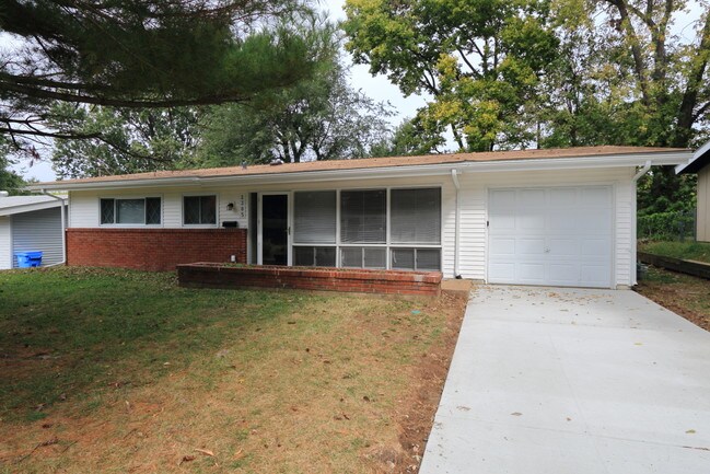 Foto del edificio - 2385 Allen Dr