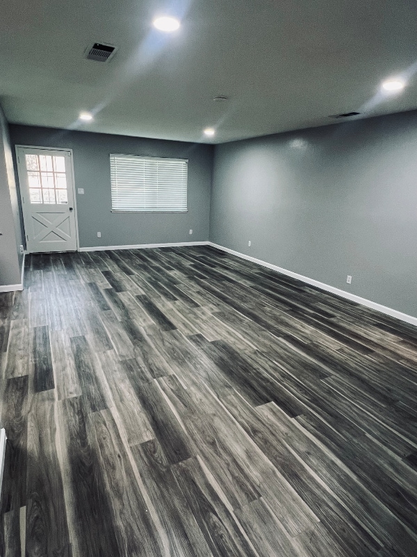 Foto del edificio - 6704 Larchmont Dr