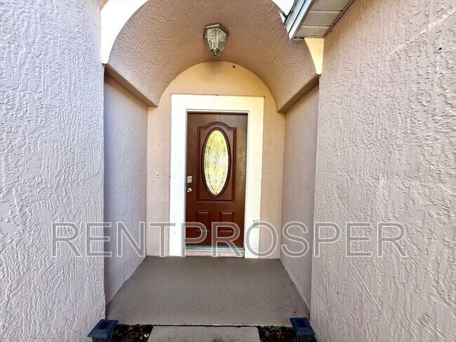 Foto del edificio - 1704 Riveredge Rd