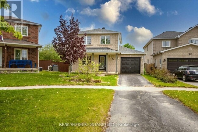 Building Photo - 25 Golds Crescent