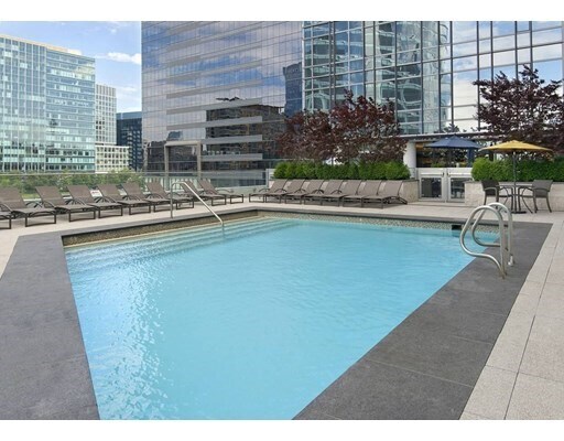 Foto del edificio - 100 Pier 4 Blvd.