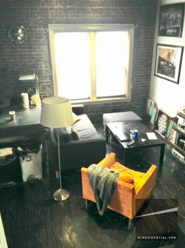 Foto del edificio - 4112 25th Ave