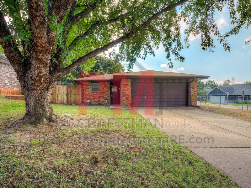 Primary Photo - 600 Elmwood Dr