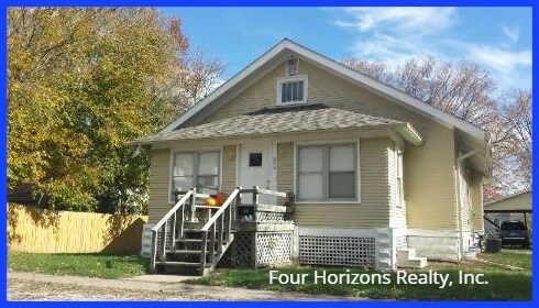 Primary Photo - 409 S Fible St