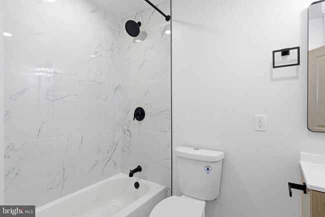 Building Photo - 29 Rocky Pool Ln