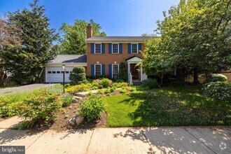 Building Photo - 4887 35th Rd N