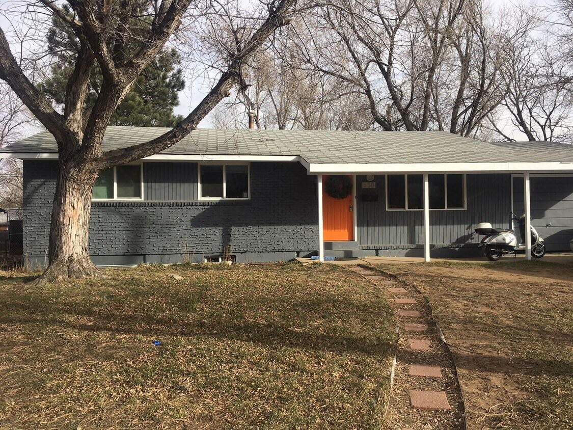South Boulder Martin Acres Home! Student H... House Rental in Boulder