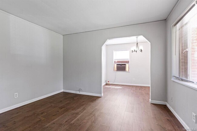 Foto del edificio - 1221 Belmont St