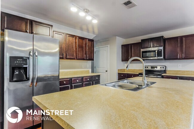 Foto del edificio - 4807 Woodford Cir