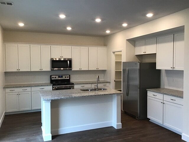 Foto del edificio - 2409 E Wild Horse Way