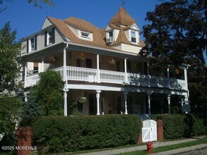 Building Photo - 29 4th Ave