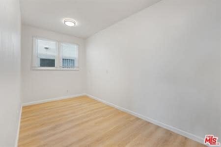 Building Photo - 212 S Reeves Dr