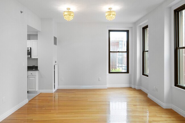 Foto del edificio - 4 Charlesgate E