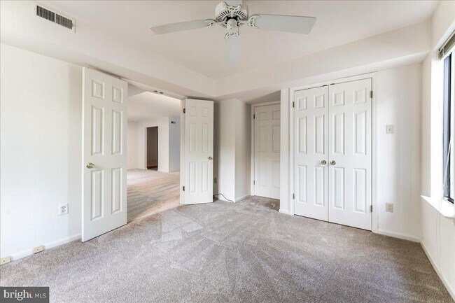 Foto del edificio - 102 Mountainview Dr