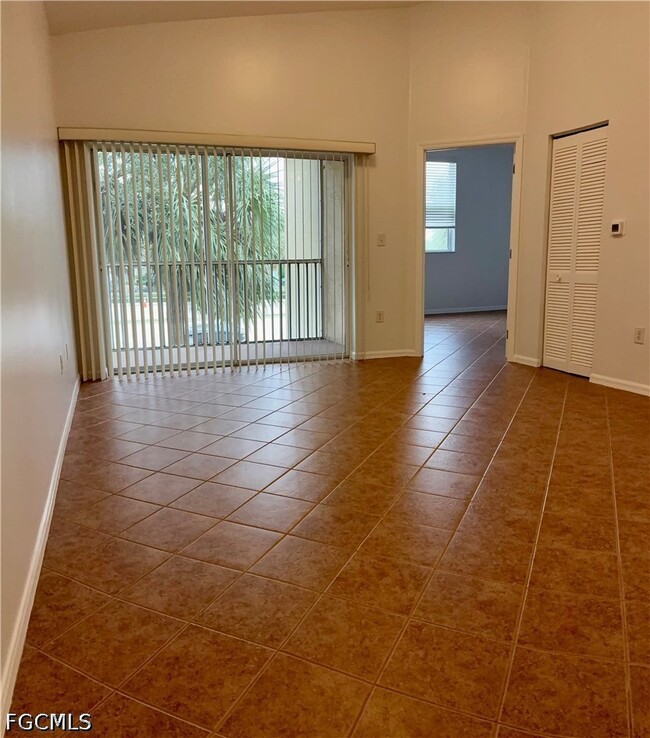 Building Photo - 15401 Bellamar Cir
