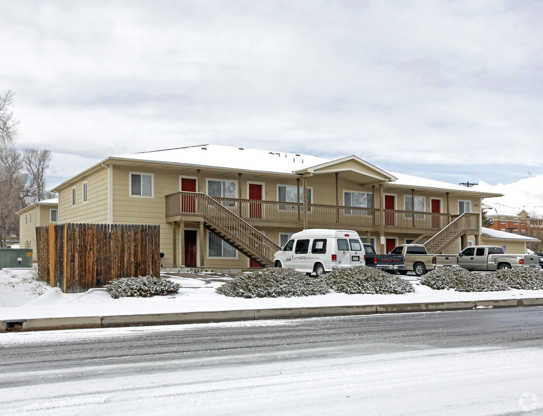Primary Photo - East Hills Apartments