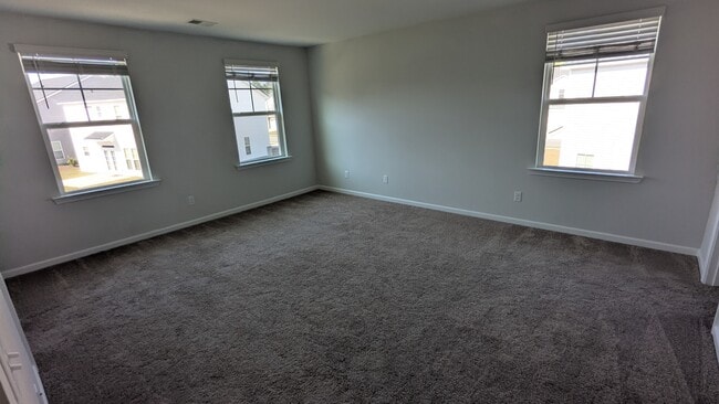 Building Photo - 19 Cantata Cir