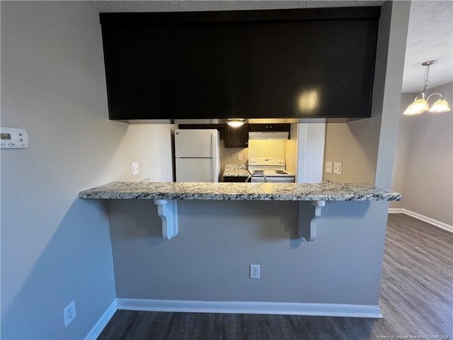 Building Photo - 1429 Ireland Dr