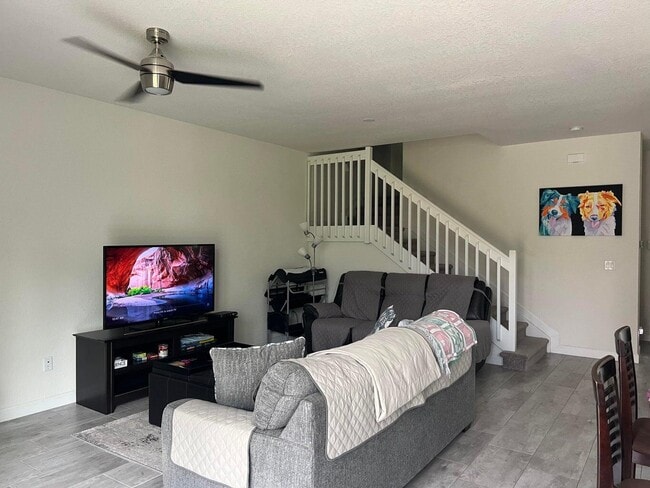 Foto del edificio - 12972 Anthorne Ln