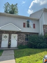 Building Photo - 197 Pine Hill Rd