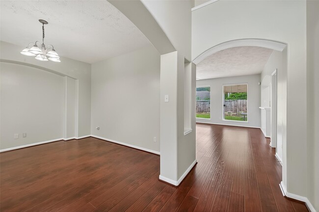 Foto del edificio - 16642 Chinn Ridge Ln