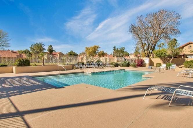 Photo - 4667 W Harrison St