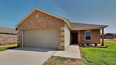Building Photo - 9920 Rattlesnake Ln