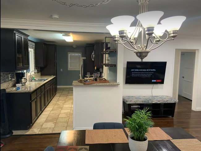 Building Photo - 13438 Stanford Ave