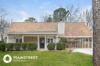 Building Photo - 46 Cathie Dr