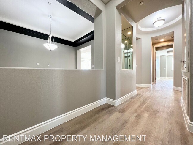 Foto del edificio - 2 br, 2 bath House - 9207 TESORAS DR #402