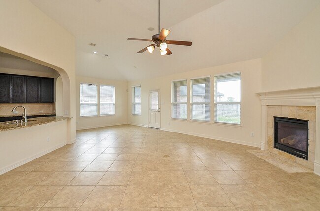 Foto del edificio - 6510 Arroyo Springs Ln