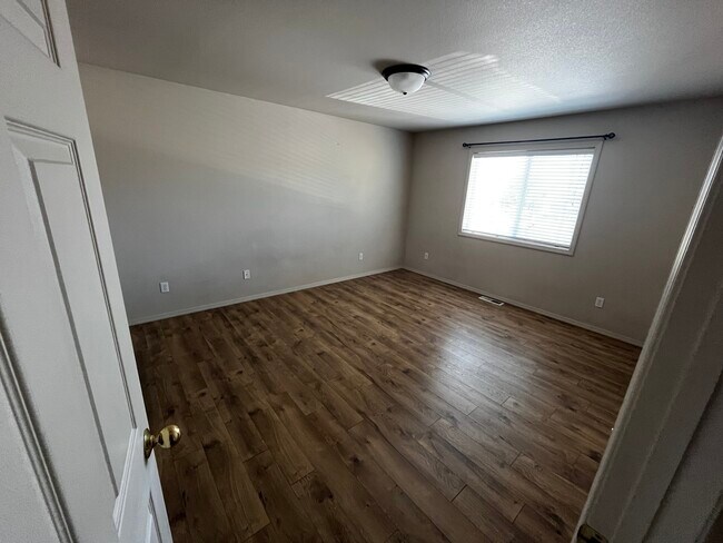 Foto del edificio - 2518 Valley View Ct