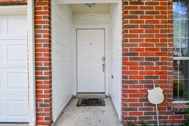 Foto del edificio - 9039 Martin Heights Dr