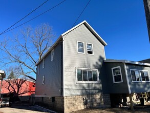 Building Photo - 810 4th St