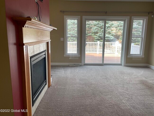 Building Photo - 79 Rockrose Dr