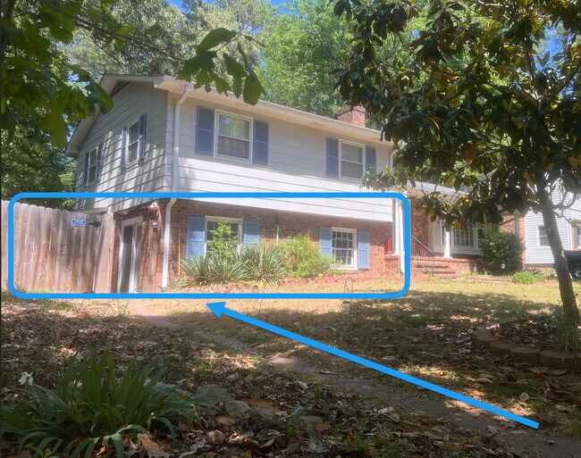 Foto del edificio - 1547 Fountain Ridge Rd