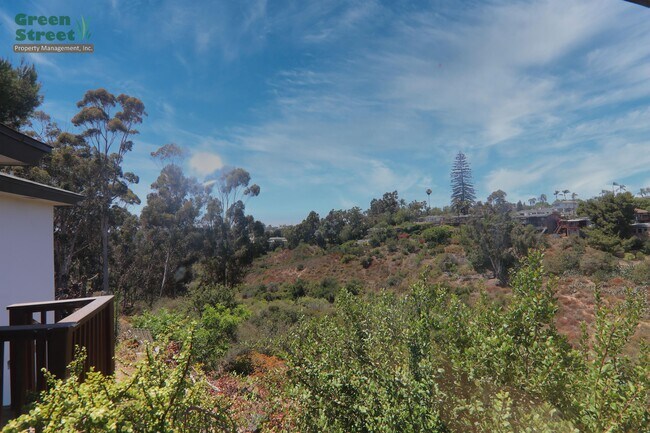 Foto del edificio - 2974 Maple Ct