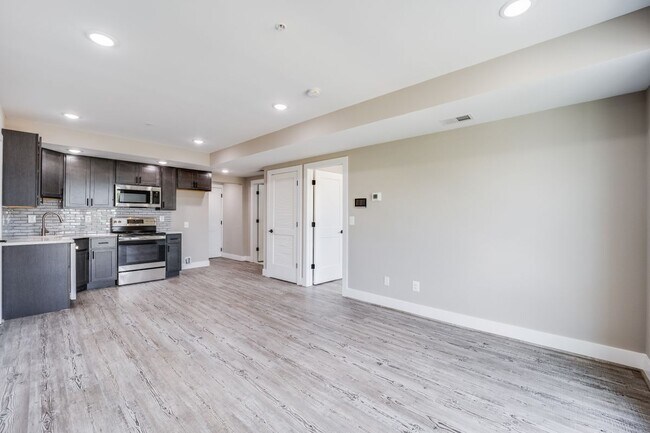 Building Photo - 1617 Rhode Island Ave NE