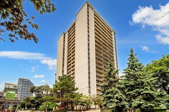 Building Photo - Upper Canada Court, West