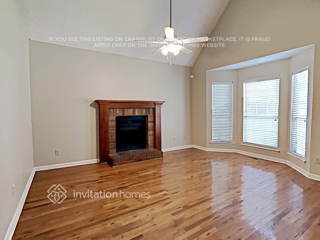 Foto del edificio - 4049 Sharon Woods Dr