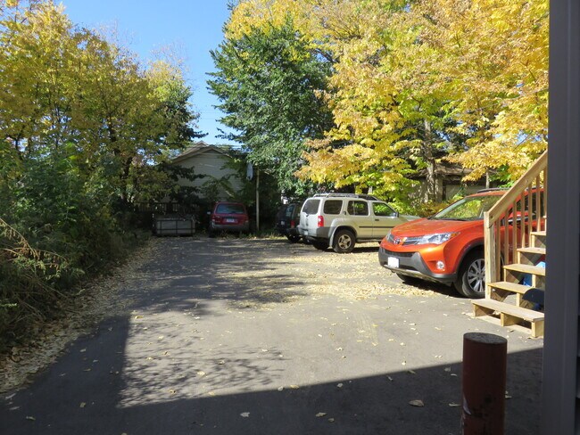 Foto del edificio - 2724 Grand Ave S